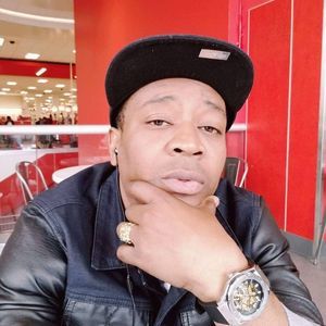 Meet your Posher, Dickson